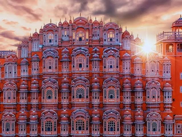 Jaipur Budget Tour Package | 4 Days / 3 Nights | Pink City Holiday